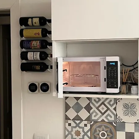 The Small White House In Appartement